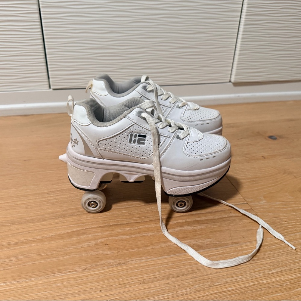 TAILORIA Roller Shoes Size 4.5 Kids